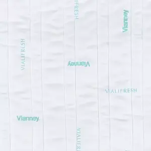 Cubrecolchón Doble Blanco Vianney Vialifresh 1.9x1.35m, Espuma Viscoelástica Acolchada, para Uso en Todas las Estaciones - Product Image 5