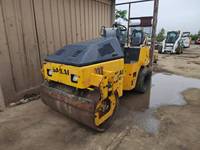 Rouleau compacteur à simple tambour d'occasion SAKAI TW330 de 3 tonnes, d'origine japonaise, mini compacteur, rouleau compacteur à vibrations de petite taille SAKAI d'occasion à vendre