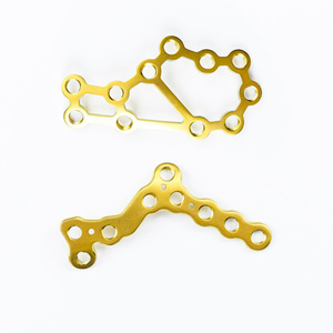 Plaque de blocage anatomique pour pied, <span class=keywords><strong>cheville</strong></span>, calcéna, métatarphes, MIPO Convex MT X Oblique H, extension de colonne externe avec <span class=keywords><strong>vis</strong></span> de 3,5 mm - Product Image 1