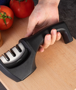 Afilador de Cuchillos de Cocina Personalizado al por Mayor, Piedra de Afilar de Cerámica y Diamante de Tres Etapas, Afilador de Cuchillos Manual Rápido - Product Image 4