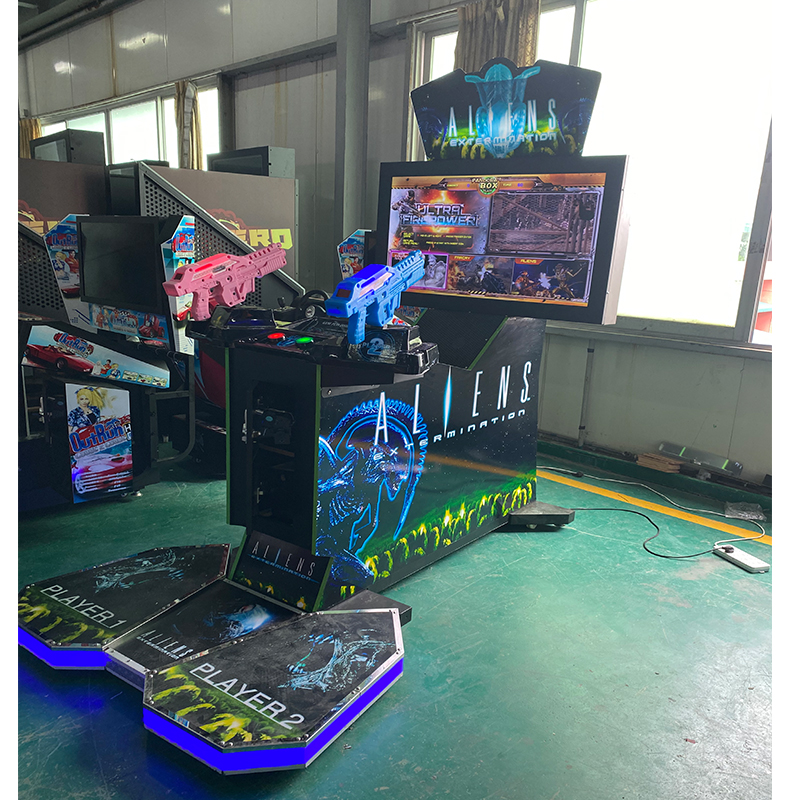 ゲーム関連本3巻セット　最強シューティング　レトロアーケード　プレミア価格 伝説の「DECO」ゲー34本集合！アーケード筐体型ゲーム機「レトロ