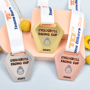 Médaille de sport personnalisée en alliage de zinc, impression de <span class=keywords><strong>logo</strong></span> sur moule existant, émail souple, médaille de cyclisme cyclocross - Product Image 1