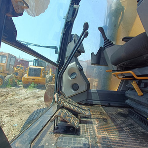 รถขุด CAT 320GC ขนาด 20 ตัน พร้อมบุ้งกี๋ขุดขนาด 1.0 ลูกบาศก์เมตร รถขุดตีนตะขาบ cat320GC มือสอง - Product Image 6