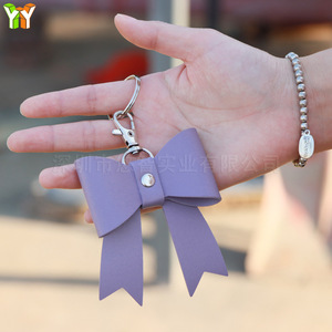 Hot-selling handmade <b>leather</b> bow <b>keychain</b> pendant, popular on Xiaohongshu (Little Red Book), car <b>keychain</b> charm, bag accessory. - Product Image 4