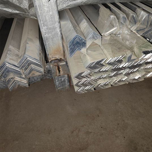 2205 Edelstahl Gleichseitiger Winkelstahl 30x30x3 - Gleichseitiger Edelstahlwinkel für Bauarbeiten - Product Image 4