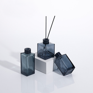 Nhà khách sạn nước hoa rỗng 30ml tối màu xám sậy vuông khuếch tán chai thủy tinh 30ml với mía cho khuếch tán - Product Image 3