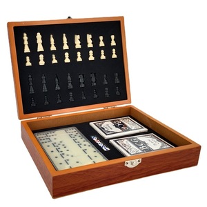 Juego de Ajedrez Internacional 3 en 1 con Fichas de Póker, Mesa Plegable, Madera Natural Premium, Diseño Compacto para el Hogar y Viajes - Product Image 4