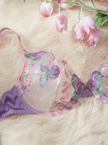 Nuovi Set di Lingerie Sexy Personalizzati con Ricamo Floreale Romantico e Colori Contrastanti - Product Image 4