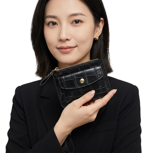 WRIZA Porte-monnaie court noir à motif crocodile pour femme, avec fermeture éclair ornée de fleurs en diamant, blocage RFID, porte-cartes, style chic et portable - Product Image 3
