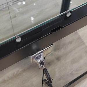 ตู้กระจกไฟ LED แบบทันสมัยสามารถล็อคได้ตู้วางพื้นสำหรับขายปลีก - Product Image 6