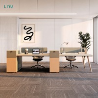 Système de poste de travail modulaire convertible et moderne avec écran en tissu, structure en bois et tiroirs de rangement pour le travail d'équipe