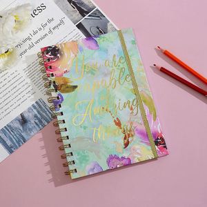 Carnet d'étude créatif et tendance avec estampage doré, papier couché, impression couleur, spirale épaisse, feuilles mobiles, idéal comme cadeau - Product Image 2