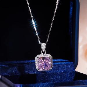 Collar con Colgante de Diamantes de Alta Gama en Plata de Ley S925 Wenchi, con Circonitas Brillantes en Rosa Fresa, Menta y Azul, Sensación de Lujo Exclusivo - Product Image 1