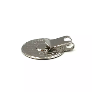 SY 2026 Marcatori per Palline da <span class=keywords><strong>Golf</strong></span> in Lega di Zinco Pressofusa da 25mm, Durevoli, con Motivo Colorato e Clip per Cappello, per Campi da <span class=keywords><strong>Golf</strong></span> e Uso Sportivo - Product Image 1
