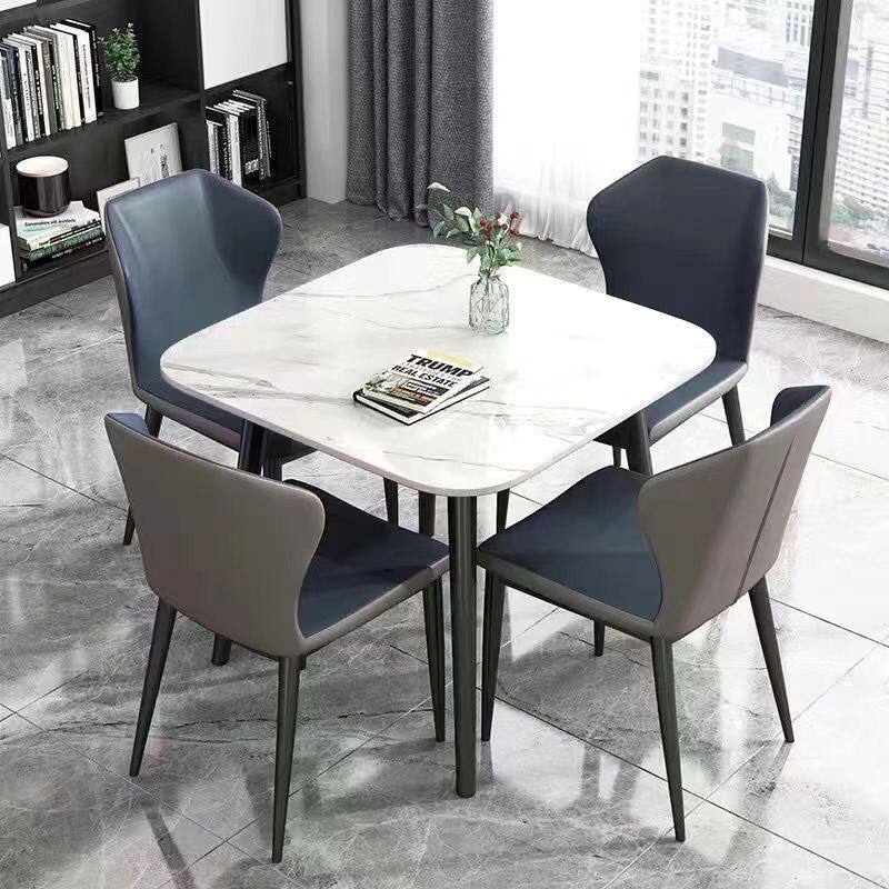 White light (one table and four chairs)