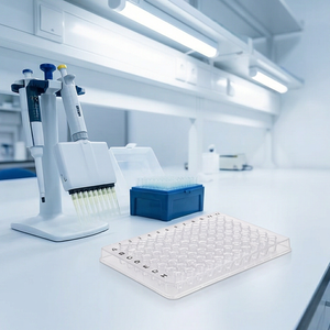Plaque PCR jetable transparente <span class=keywords><strong>de</strong></span> 0,2 ml <span class=keywords><strong>à</strong></span> 96 puits, utilisation facile, plastique personnalisable pour la recherche en laboratoire, OEM/ODM - Product Image 1