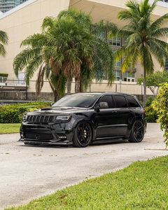 Kit de Carrocería para Jeep <span class=keywords><strong>Grand</strong></span> <span class=keywords><strong>Cherokee</strong></span> <span class=keywords><strong>2014</strong></span>-2021 Actualización a Kit <span class=keywords><strong>SRT</strong></span>-8 2022 Parrilla de Parachoques de Alta Calidad Accesorios para Automóvil - Product Image 4