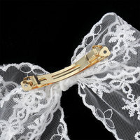 Barrette à cheveux élégante pour femme avec nœud en dentelle brodée florale blanche et longue queue en maille transparente, accessoire de coiffure pour mariage et soirée