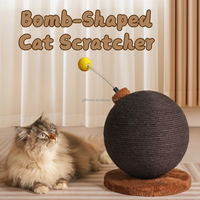 Griffoir pour chat en jute en forme de bombe, non toxique, avec boule de jeu à ressort