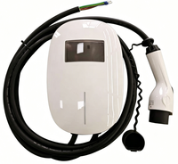 Vente en gros de nouvelle borne de recharge murale pour véhicules électriques avec logo personnalisé, 7 kW, type 2, monophasé, 32 A, station de recharge domestique, CE TUV IP65, câble de 5 m, YW06, écran