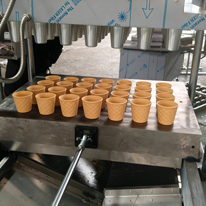 Macchina per Gelato a Forma di Cono Multiplo con Forme Personalizzabili per Ristoranti e Gelaterie - Product Image 4