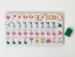 Ensemble <span class=keywords><strong>de</strong></span> mahjong américain <span class=keywords><strong>de</strong></span> luxe, 166 tuiles, norme NMJL, tuiles en acrylique florales lestées avec étui, jeu professionnel pour 4 joueurs - Product Image 5