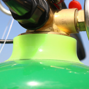 Extincteur à eau portable de 950 ml à base d'eau pour la maison et la cuisine - Product Image 3