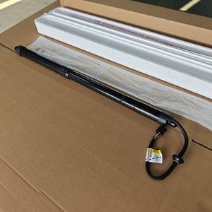 <span class=keywords><strong>Vérin</strong></span> <span class=keywords><strong>de</strong></span> <span class=keywords><strong>hayon</strong></span> électrique à gaz 81770B8101 81780B8101 pour Hyundai SantaFe 2015-2019 81770-B8101 81780-B8101 - Product Image 1