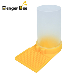 Nouvelle mangeoire à abeilles en PP pour ruche - Design de style spot, hauteur 130 mm, diamètre du baril 80 mm, distributeur d'eau potable pour abeilles - Product Image 3
