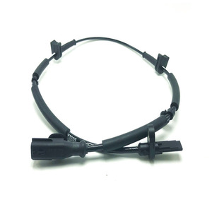 Q pièces <span class=keywords><strong>de</strong></span> rechange automatiques <span class=keywords><strong>de</strong></span> haute qualité capteur <span class=keywords><strong>de</strong></span> vitesse <span class=keywords><strong>de</strong></span> <span class=keywords><strong>roue</strong></span> ABS CN152C204AA CN152C204AB capteur Abs pour Ford - Product Image 2