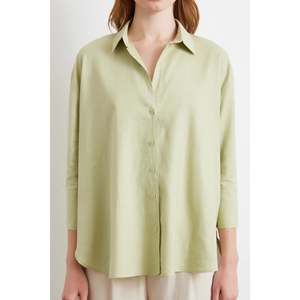 Chemise en lin à manches fendues pour femme, coupe ample, couleur menthe, boutonnée, pour tous les jours - Product Image 3