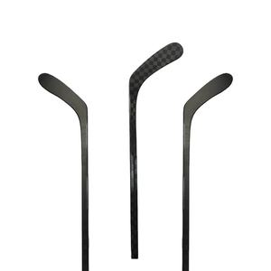 Bâton de <span class=keywords><strong>hockey</strong></span> sur glace en fibre de carbone super léger 325g/350g/375g/395g/420g/450g avec logo personnalisé - Product Image 4