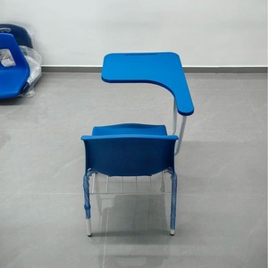 Chaise de bureau pour étudiant avec panier en filet, dessus en plastique bleu, structure métallique, mobilier scolaire durable, design moderne, 835x49x80mm - Product Image 4