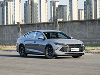 BYD Qin L DM-i 128KM Édition Avancée Batterie Blade 15,87 kWh Moteur 120 kW Berline Hybride 4 Portes 5 Places Automatique R16 Gauche Neuf Chine
