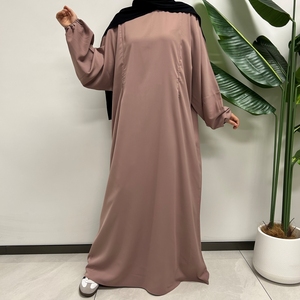 Abaya Nida Modesta con Cremalleras para Lactancia, Elegante Ropa Islámica para Mujeres Musulmanas, Venta al por Mayor en Dubái para Mamás, Abaya Lisa - Product Image 6