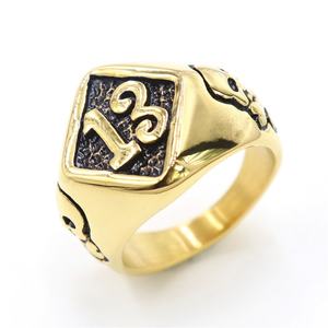 Bague de motard en acier inoxydable étanche, numéro 13, porte-bonheur, en or massif, gravée, bijou signet 13 - Product Image 1
