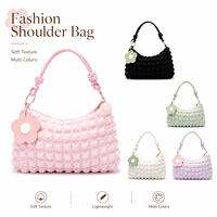 Tas Selempang Quilted Puffy Trendy, Tas Bahu Tote Ringan dengan Lapisan Nilon, Tas Tangan Sehari-hari OEM