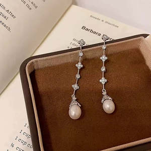 Boucles d'oreilles longues à pampilles en perles pour femme, accessoire de beauté naturelle - Product Image 5