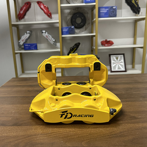 Haute qualité dans le kit met à niveau le système de freinage GT4 4 Kit d'étrier de pot pour chr 2020 toyota hilux 2017 bchr 2020 étriers de râteau voiture <span class=keywords><strong>break</strong></span> - Product Image 5