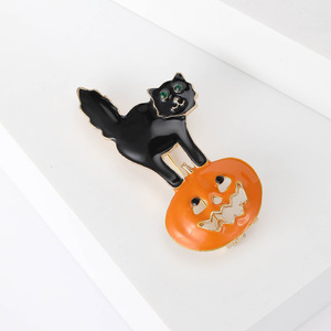 Broche de bruja de dibujos animados, regalo de boda de Halloween, joyería, broche de calabaza, murciélago, gato, broche chapado en oro con diamantes de imitación de cristal - Product Image 3