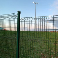 Malla de Alambre Soldada Verde con Recubrimiento de Poliéster Galvanizado para Jardín y Parque, con Plegado en V 3D, 6 Pies, Modelado 3D Natural