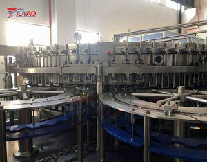 Nueva Máquina Mezcladora de Gas CO2 Automática Eléctrica Controlada por PLC para Bebidas Carbonatadas, Llenado de Envases de Plástico PET de 500 ml - Product Image 4