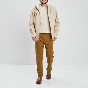 Suéter Artesanal de Cuello Redondo para Hombre en Mezcla de Algodón Color Taupe con Patrón de Rayas, Estética Artesanal de Invierno - Product Image 5