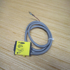 Plc Banner SM2A312W Mini Beam <strong>Divergent</strong> Diffuse Sensor 26265 Factory Direct - Product Image 1