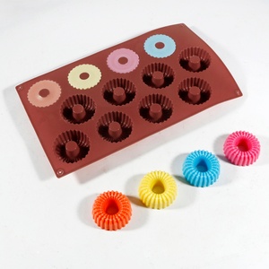 แม่พิมพ์เค้กวงกลมแบบเกลียว 12 ช่อง แม่พิมพ์อบเค้กแบบใช้แล้วทิ้ง อุปกรณ์ทำเค้ก แม่พิมพ์ตกแต่งเค้ก DIY - Product Image 2