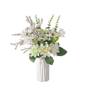 Ramo de Dalias Artificiales Wanyi, Flores Mixtas de Plástico y Tela Tejida, Decoración de Boda Estilo Ins, Planta Verde Transfronteriza - Product Image 5