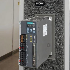 Siemens Sinamics V90 Fsb Module Profinet Interface 1 Ac/3 Ac 200-240V 0.4kw <span class=keywords><strong>Servo</strong></span> <span class=keywords><strong>Motor</strong></span> Aandrijving 6sl3210-5fb10-4uf1 - Product Image 1