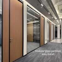 Cloison Modulaire Commerciale en Aluminium avec Panneaux de Verre Simples et Doubles pour Bureaux, Centres Commerciaux, Entrepôts et Espaces Intérieurs
