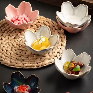 <span class=keywords><strong>Platos</strong></span> <span class=keywords><strong>de</strong></span> Cerámica Creativos para Condimentos con Forma <span class=keywords><strong>de</strong></span> Loto y Acabado Liso para Servir Salsas, Aperitivos y Sushi en el Hogar - Product Image 2