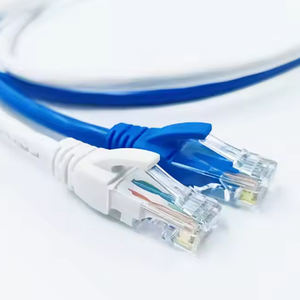 Vente en gros de cordon de raccordement Cat8 fin 0.5m 1m <span class=keywords><strong>Ethernet</strong></span> plat UTP FTP gaine PVC blindée RJ45 <span class=keywords><strong>câble</strong></span> en <span class=keywords><strong>fibre</strong></span> de cuivre pour la mise en réseau - Product Image 3